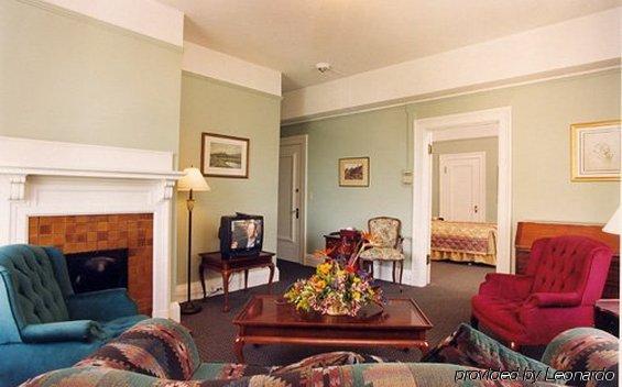 The At The Union Club Of British Columbia 4* Victoria